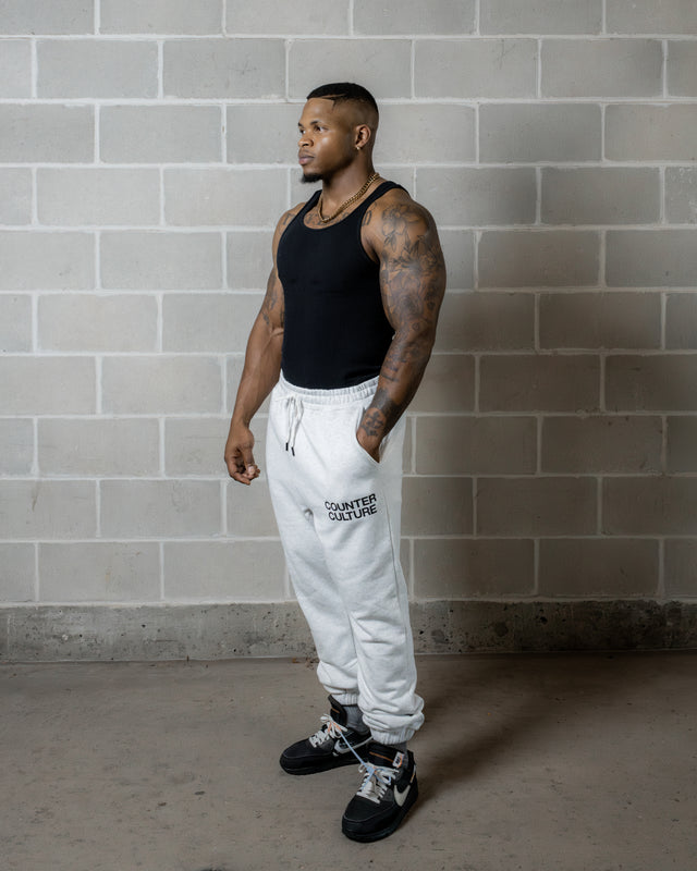 SIGNATURE JOGGERS