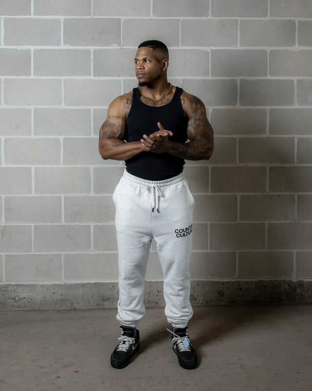 SIGNATURE JOGGERS