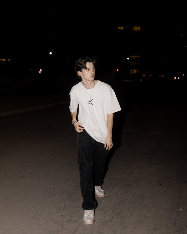 BACKWARDS CULTURE T
